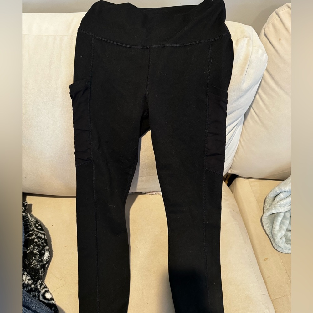 Fabletics leggings with pockets